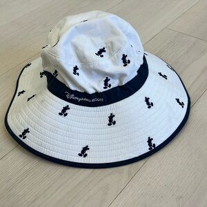 Vintage Disneyland Sun/Bucket Hat